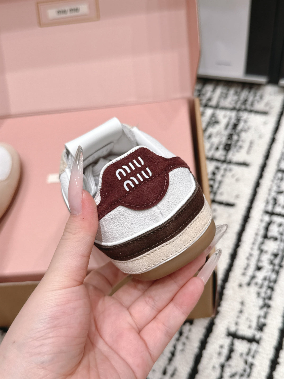 Miu Miu 26s Sneakers White Suede 138335