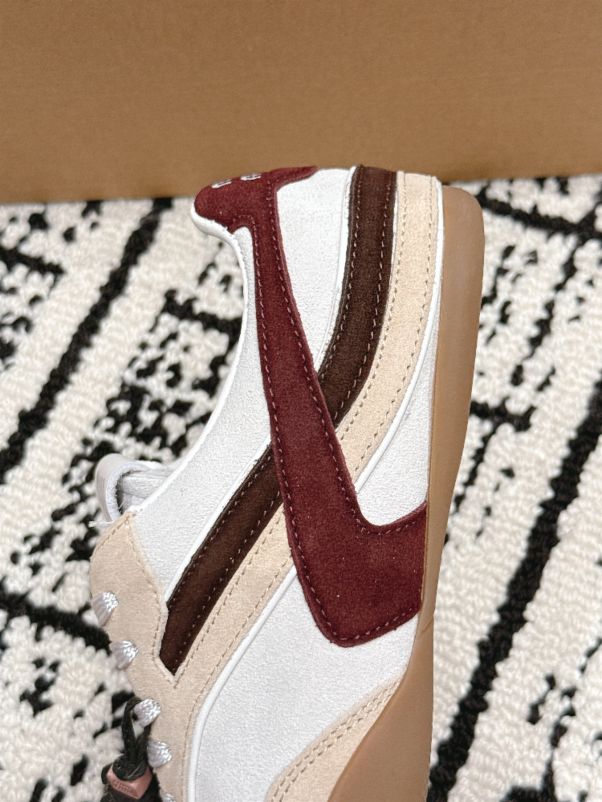 Miu Miu 26s Sneakers White Suede 138335