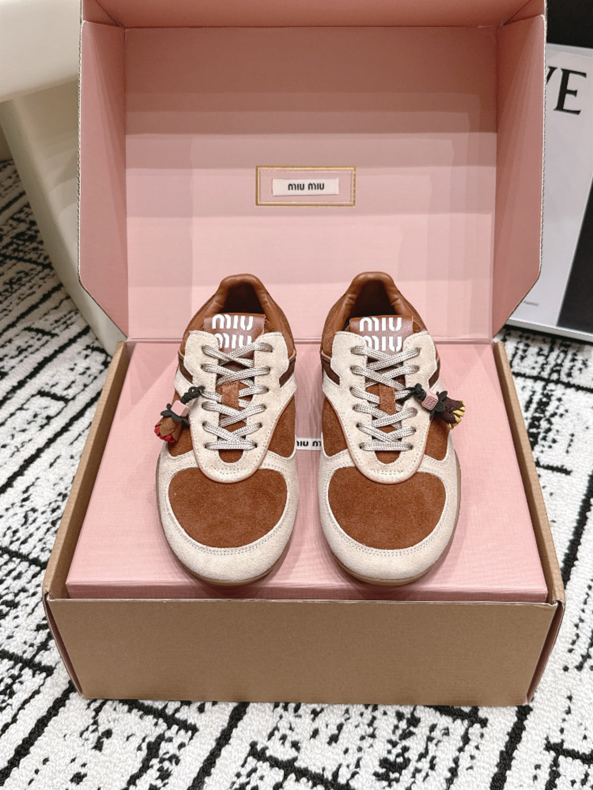 Miu Miu 26s Sneakers Cognac Suede 138336