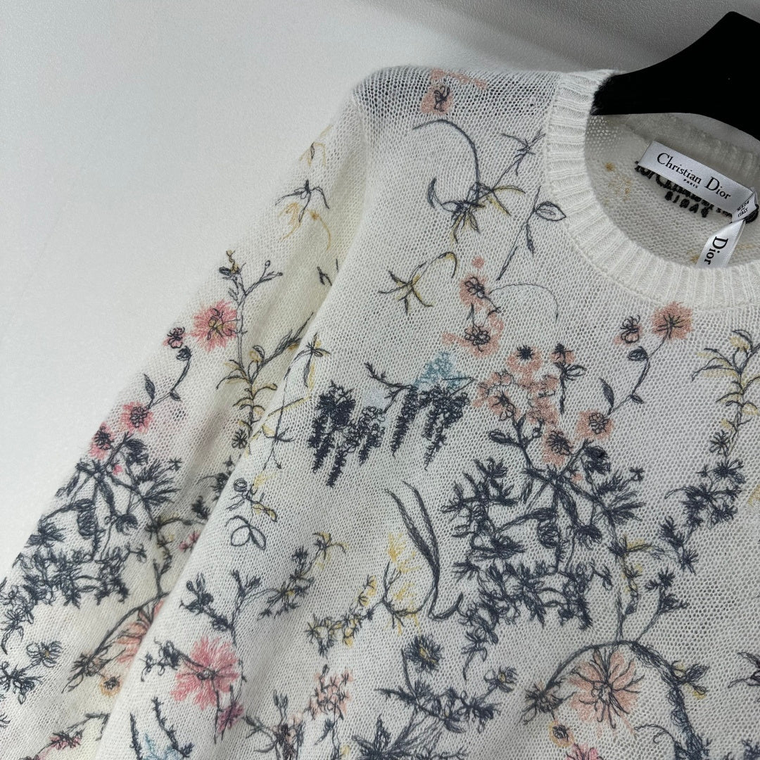 CD 26s Knit Long-Sleeve Sweater Cream Floral Pattern Cotton 348987