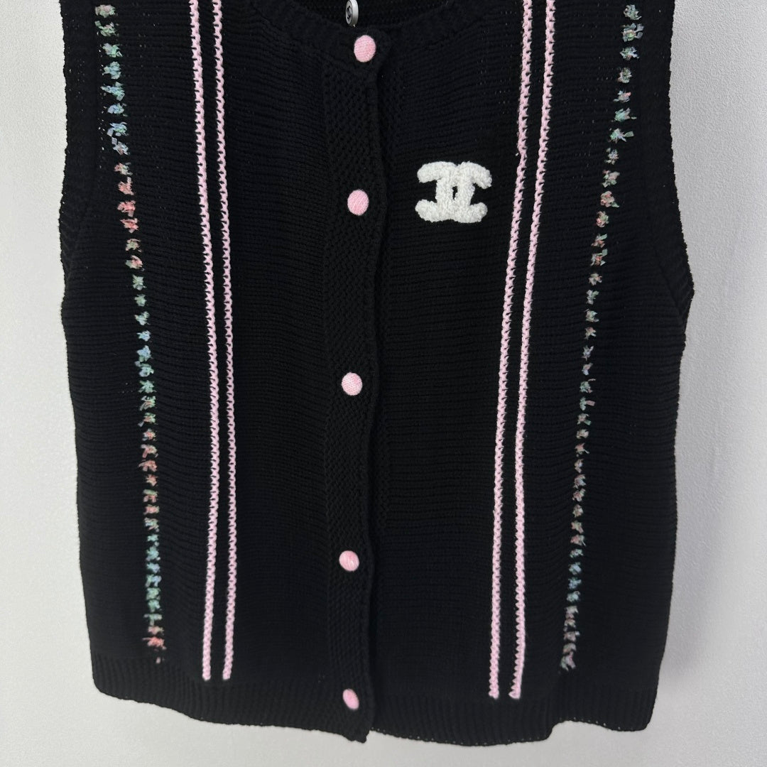 CC 26C Knitted Vest Black 349046