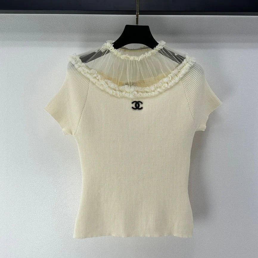 Chanel 2026 Lace-trimmed Fitted Short-Sleeve Shirt Cream Wool 365335
