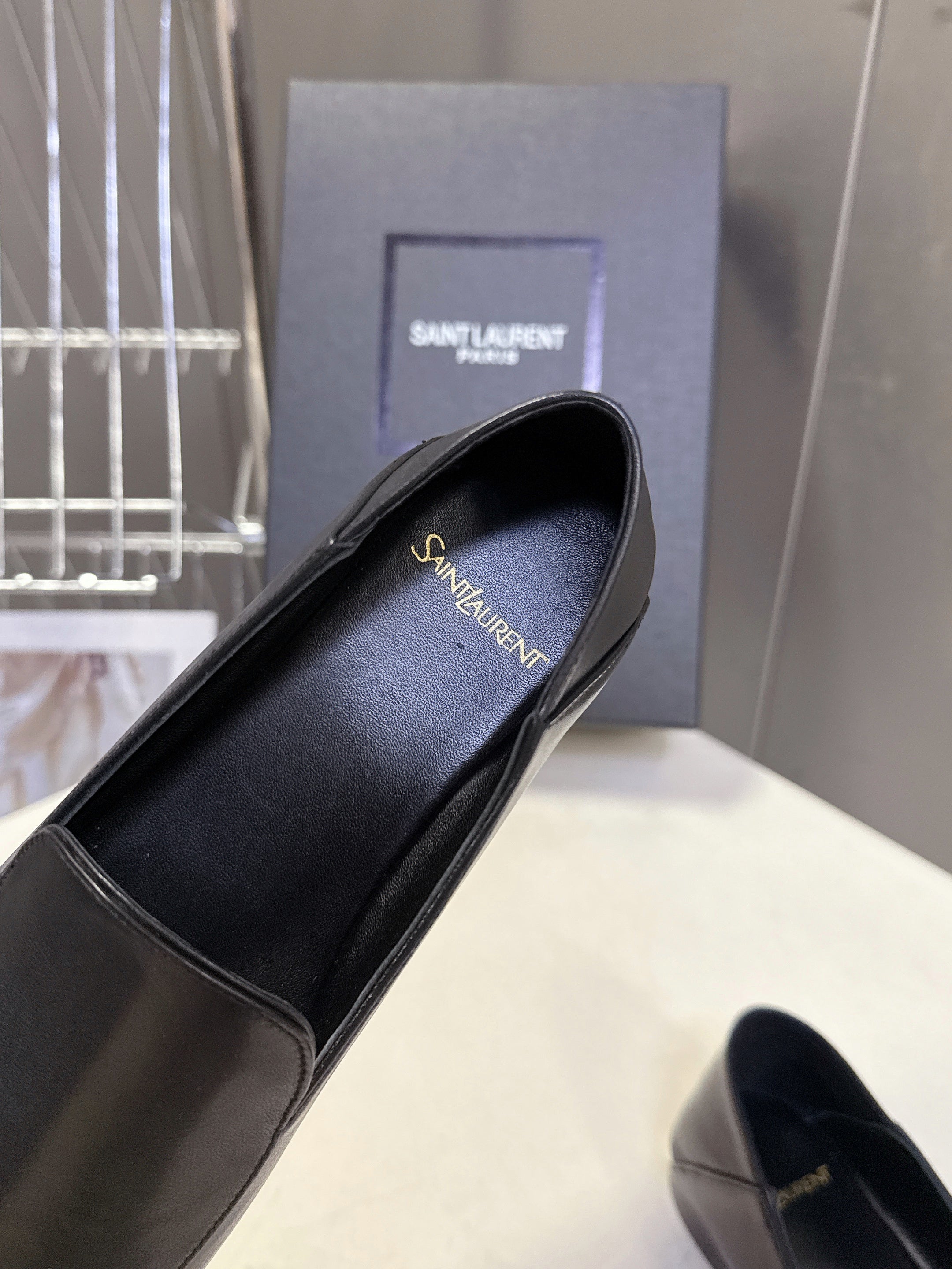 YSL 26s Loafer Black Glossy Leather 635589