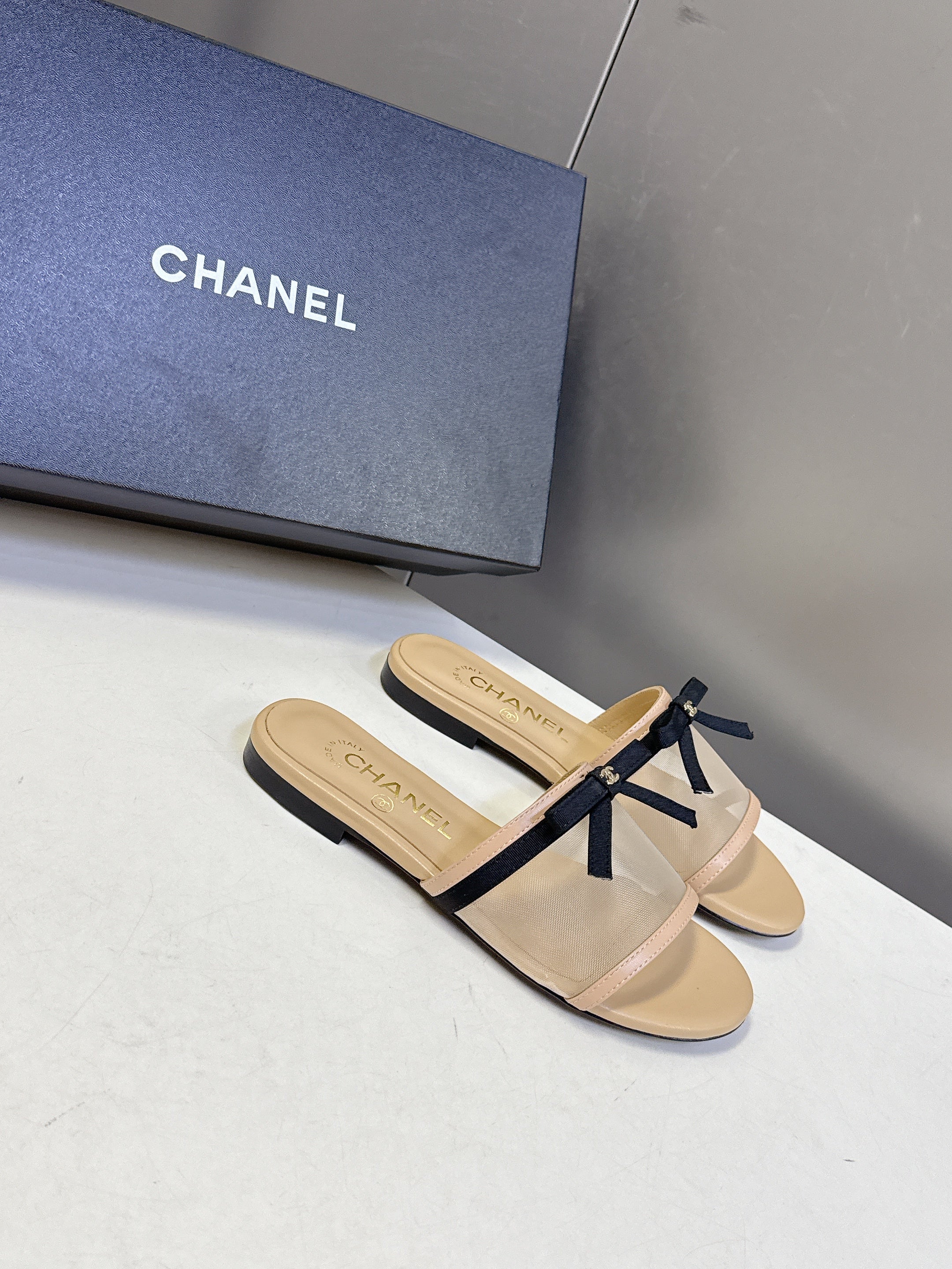 CC Spring Summer 2026 Mules Beige Mesh Lambskin 635502