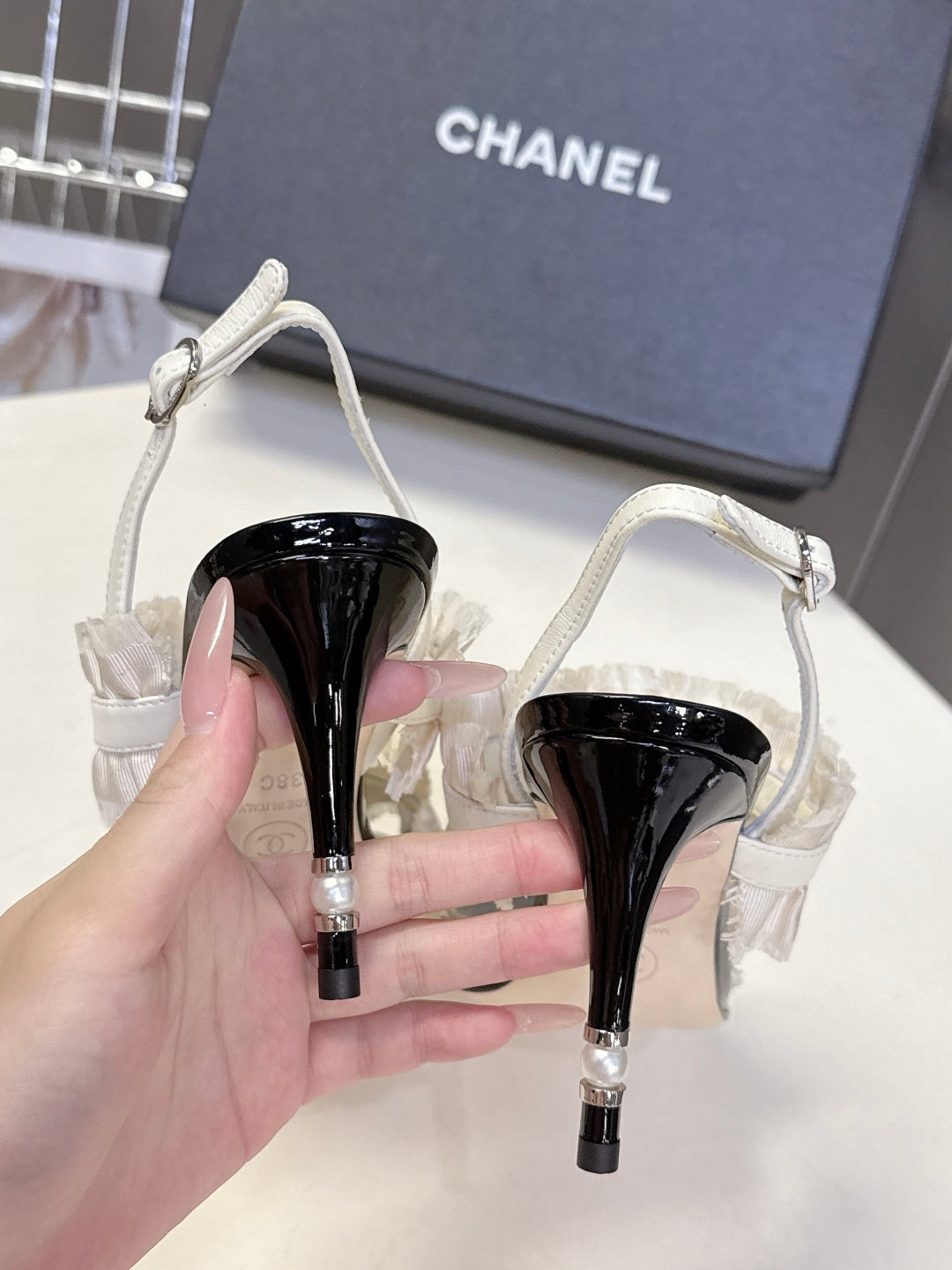 CC Ruffled Bow Slingback Heels Black White Fabric Lambskin 962968
