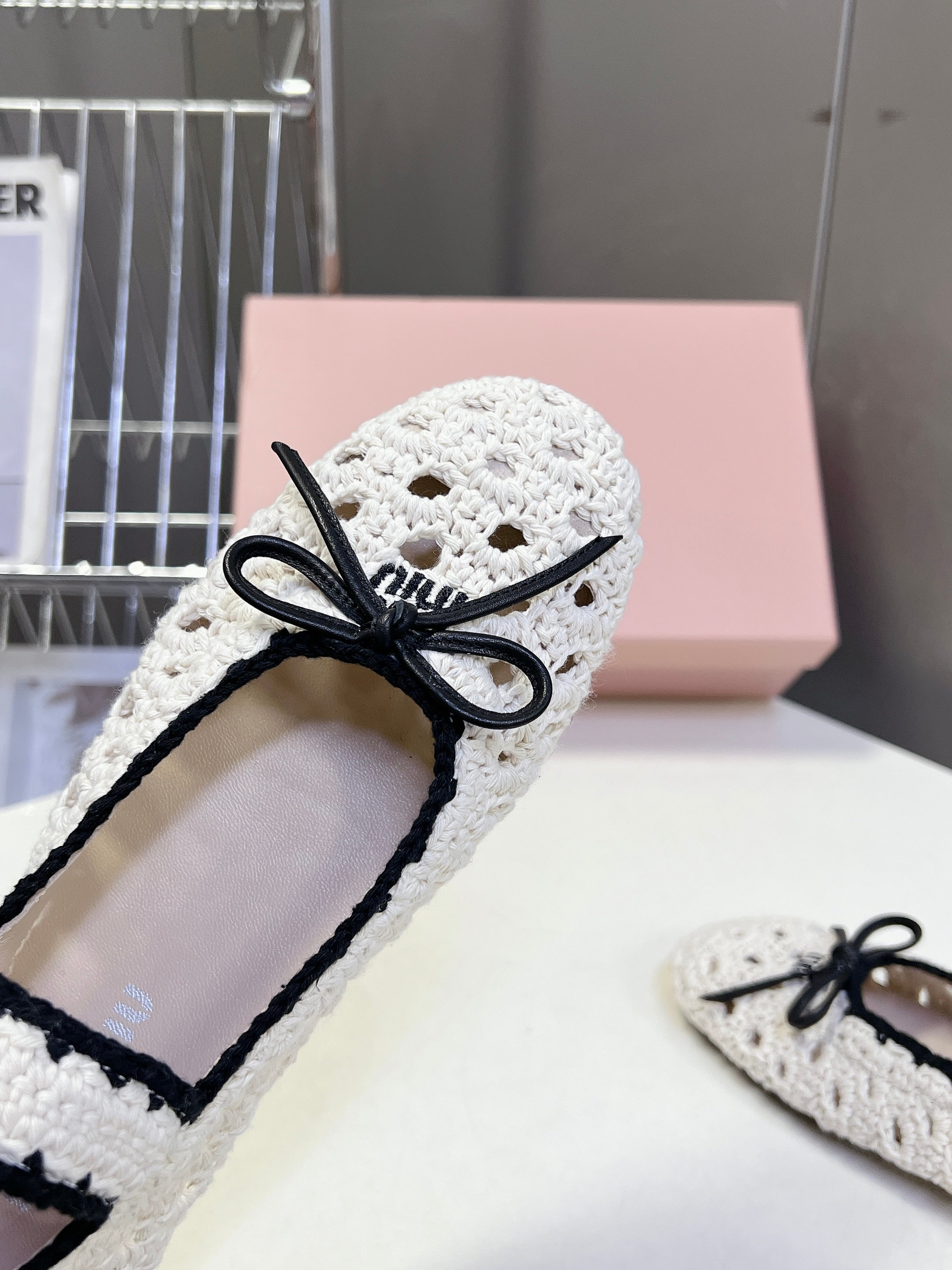 Miu 26s Crochet Ballerinas White Black Cotton 948072