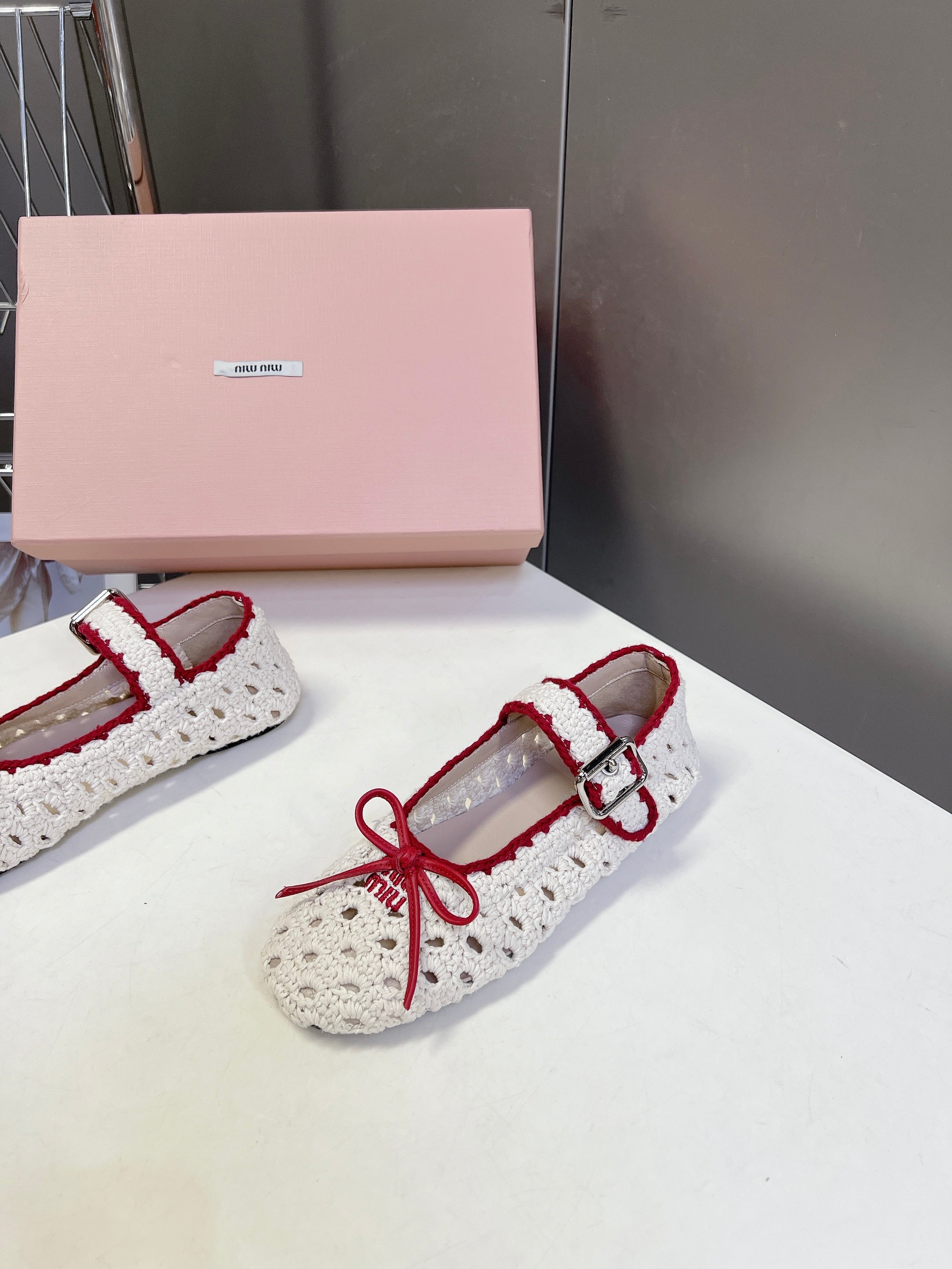 Miu 26s Crochet Ballerinas White Red Cotton 948073