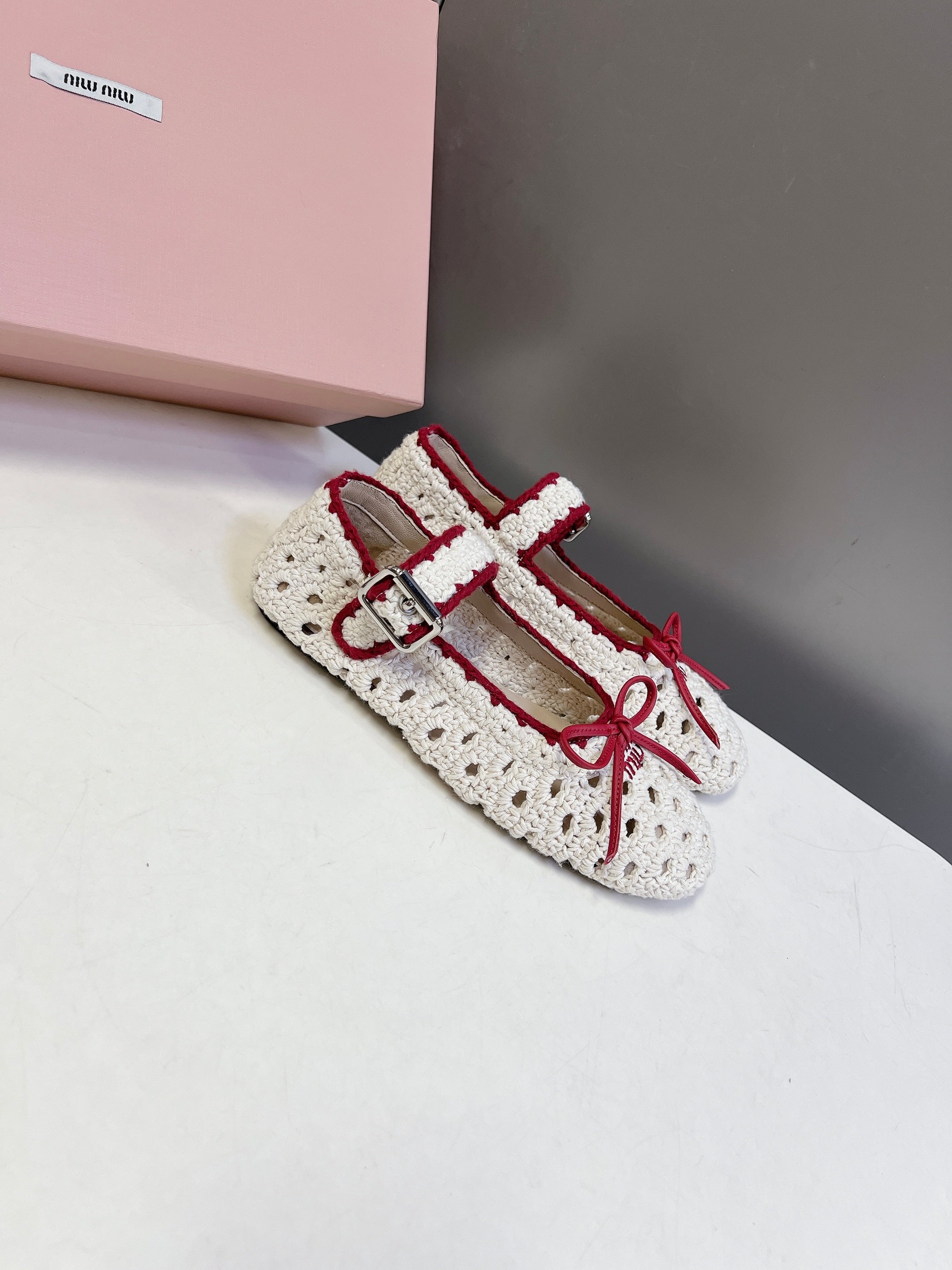 Miu 26s Crochet Ballerinas White Red Cotton 948073