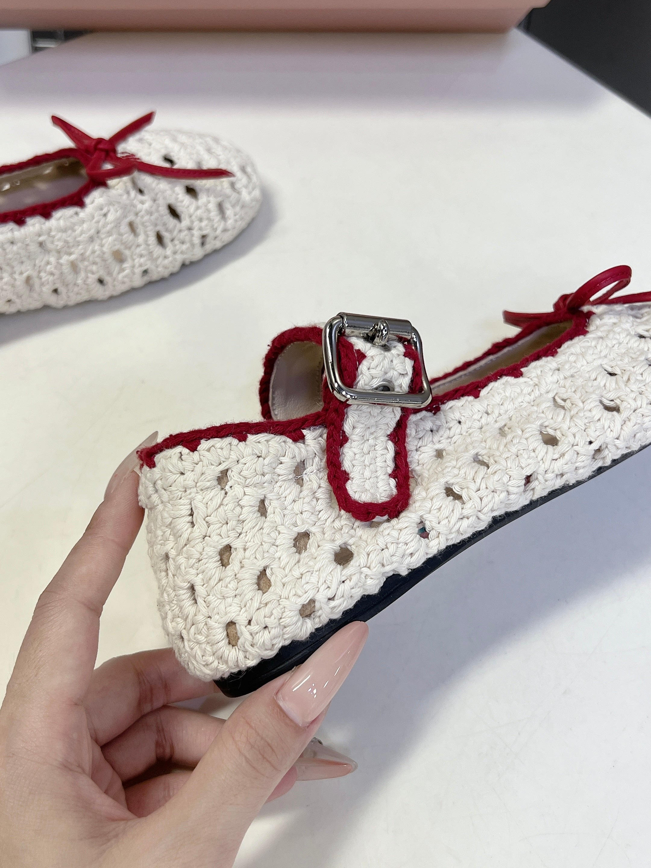 Miu 26s Crochet Ballerinas White Red Cotton 948073