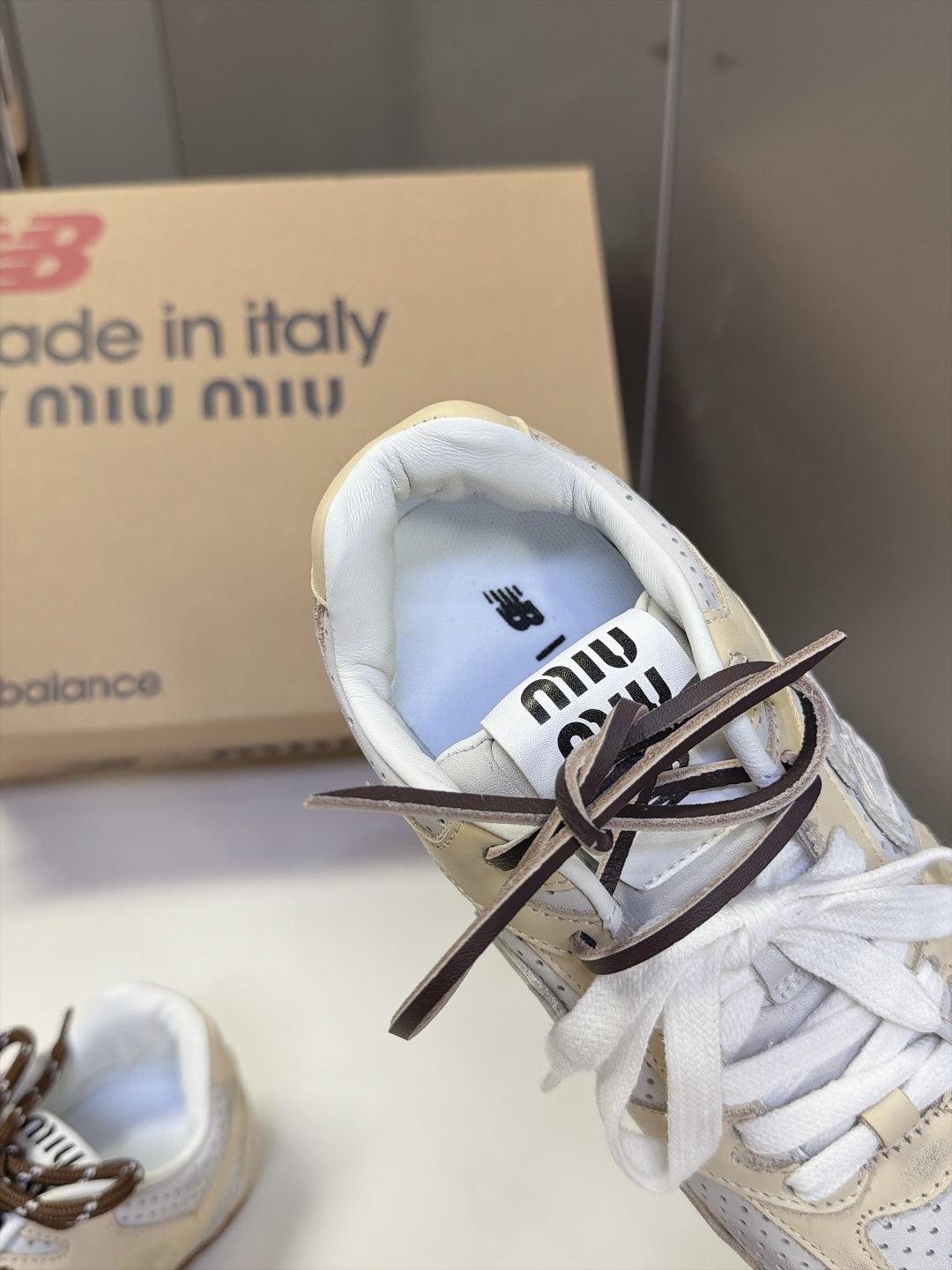 Miu 26s x New Balance 530 Sneaker Beige White Mesh Leather 994215