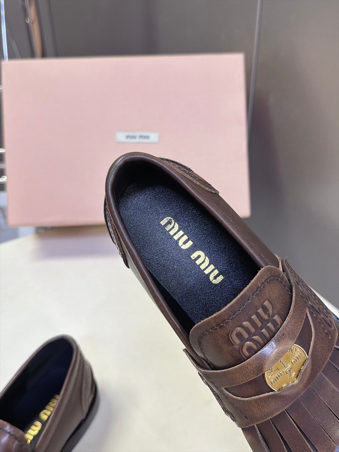 Miu 26s Fringe Loafers Coffee Glossy Leather 994219