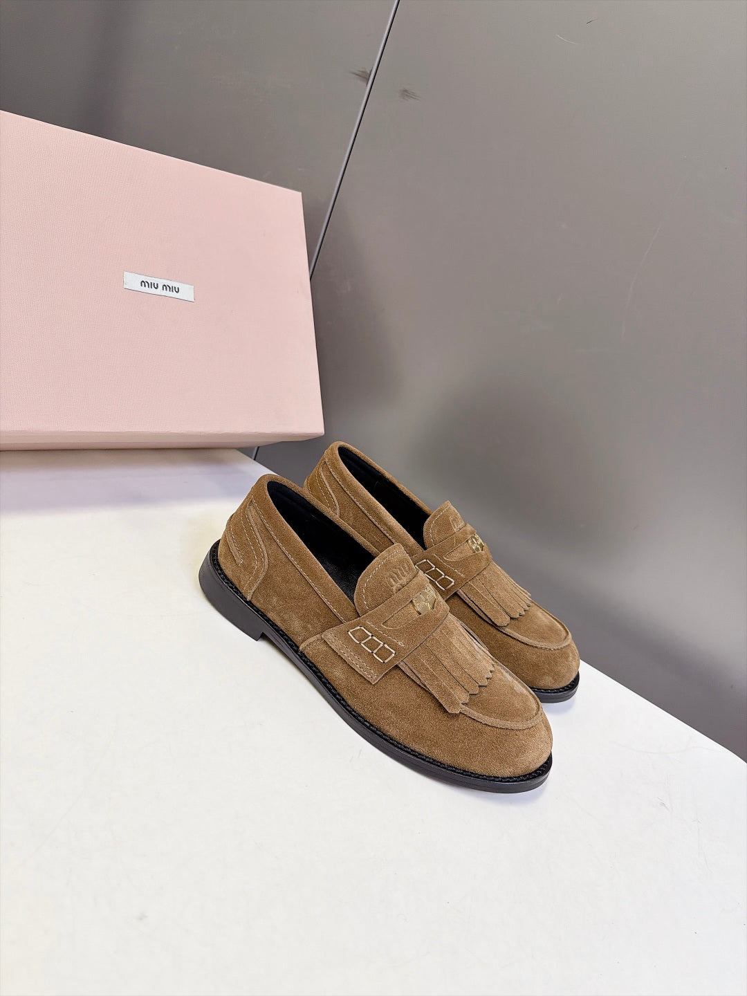 Miu 26s Fringe Loafers Brown Suede 994221