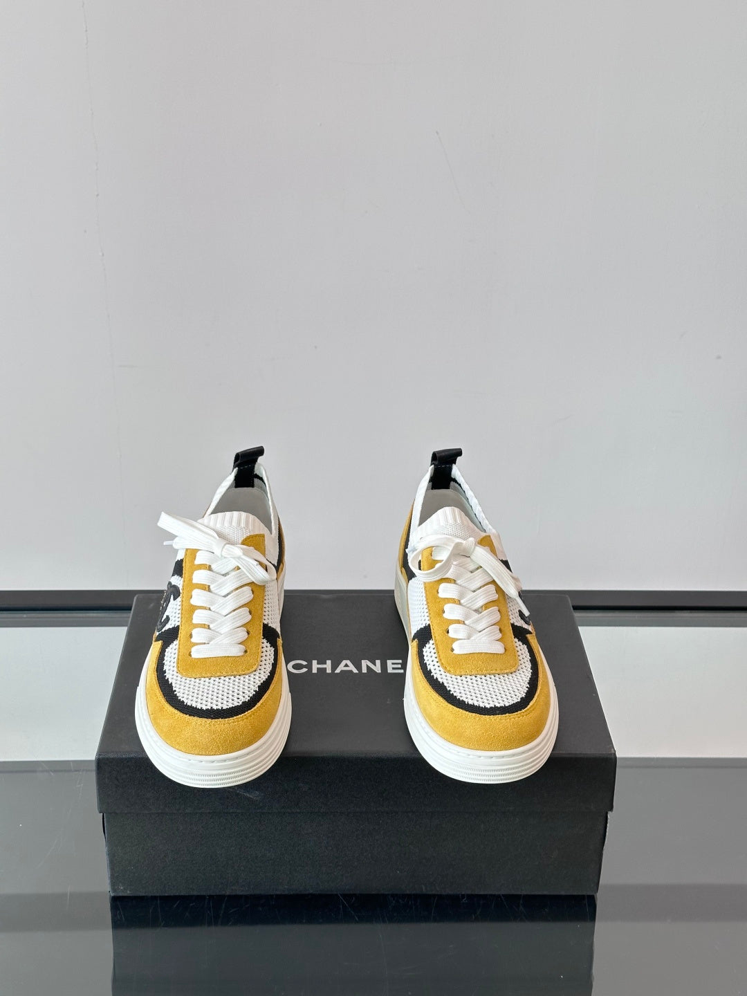 CC 26s Trainers White Black Yellow Knit & Suede Calfskin 965041