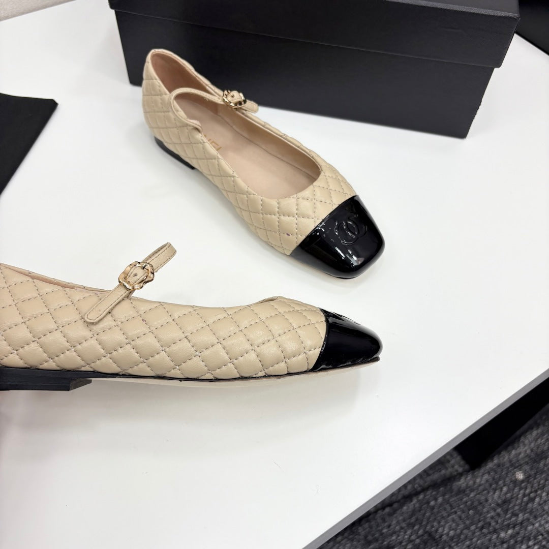CC 25 Cap-Toe Quilted Mary Janes Beige Sheepskin 352461