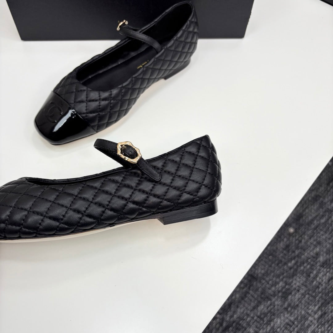 CC 25 Cap-Toe Quilted Mary Janes Black Sheepskin 352462
