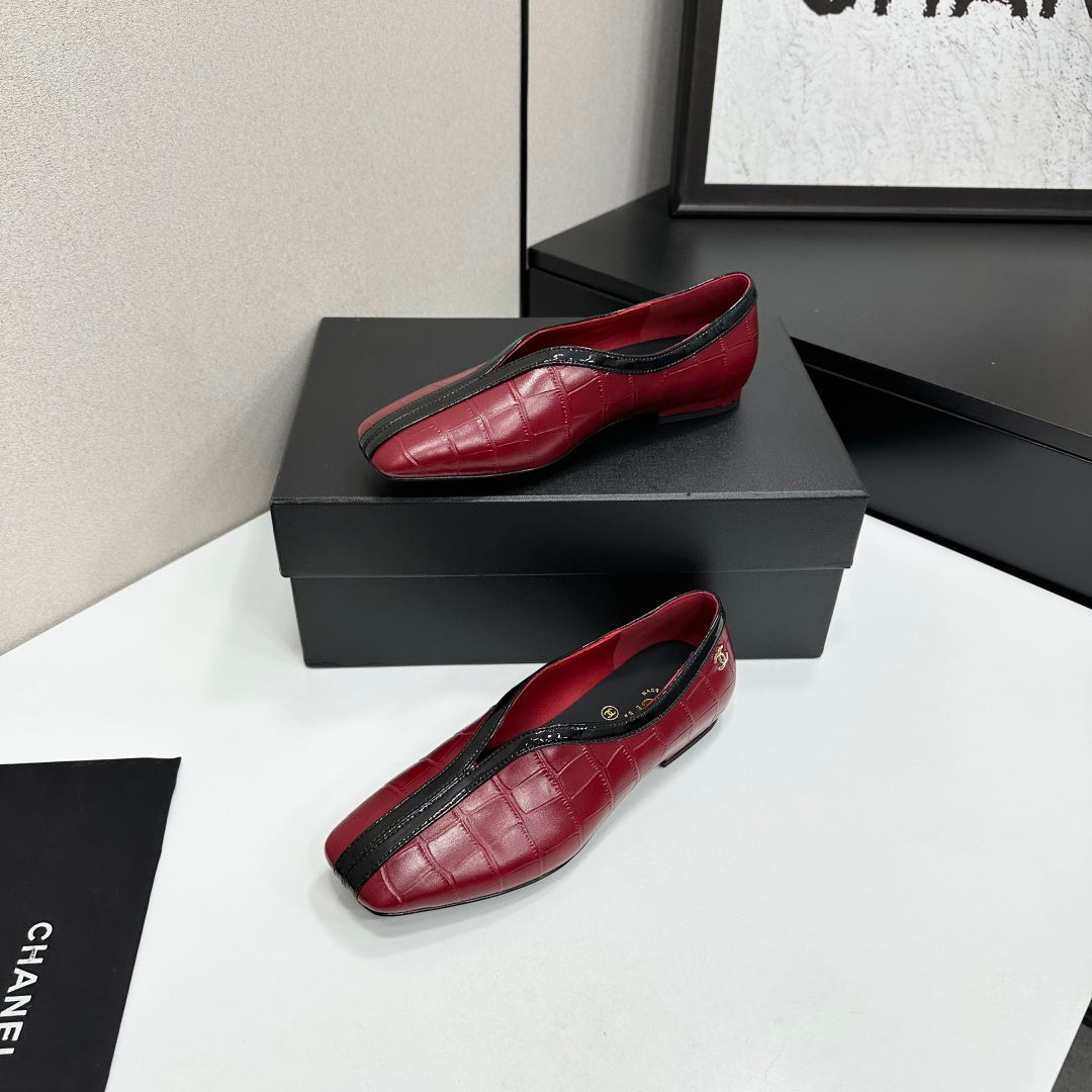 CC 26s Ballet Flats Burgundy Glossy Crocodile Embossed Calfskin 743142