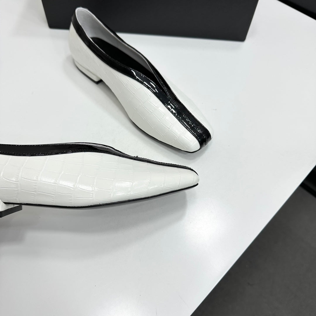 CC 26s Ballet Flats White Glossy Crocodile Embossed Calfskin 743138