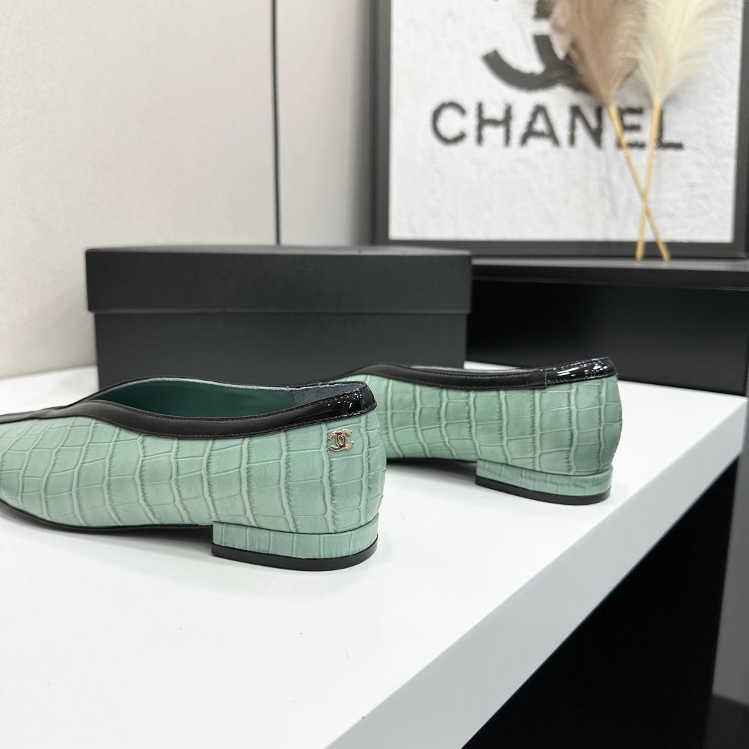 CC 26s Ballet Flats Light Blue Glossy Crocodile Embossed Calfskin 743140