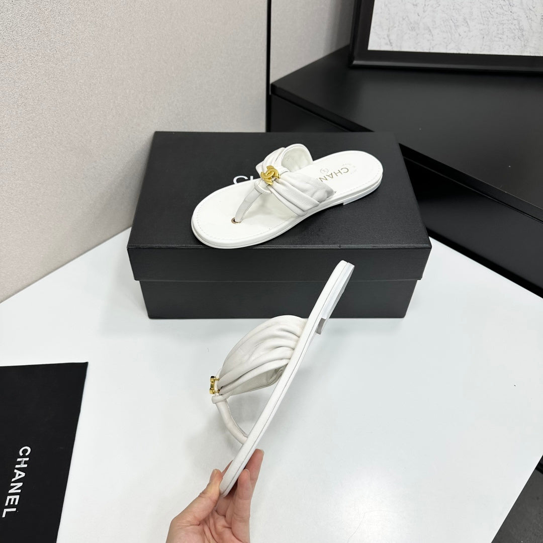 Chanel 26S Thong Sandals In White Lambskin