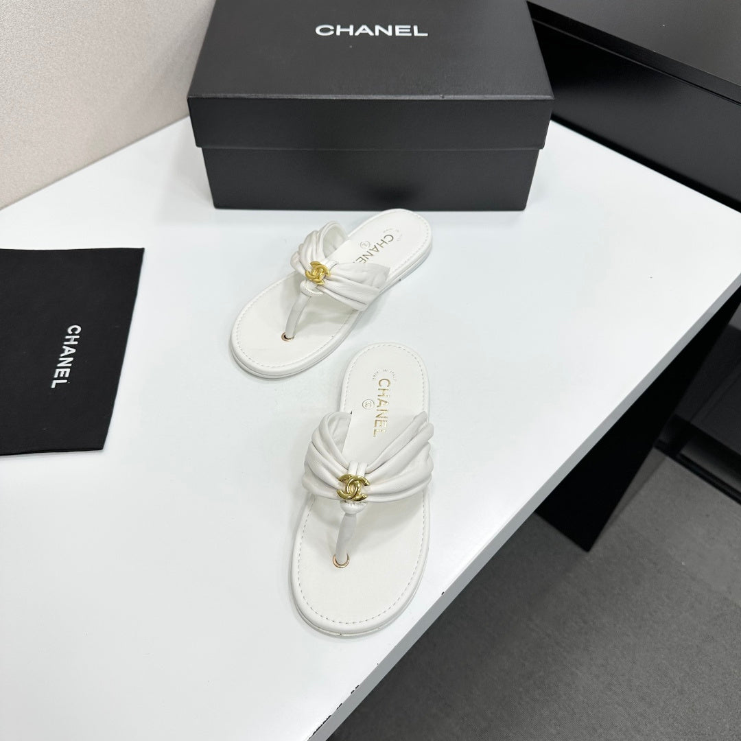 Chanel 26S Thong Sandals In White Lambskin