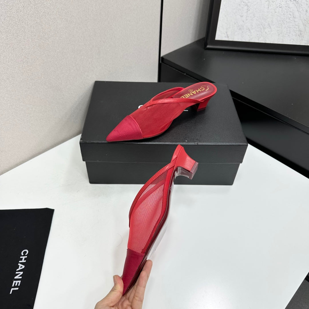 CC 26s Pointed-Toe Kitten Heel Mules Red Mesh 926393