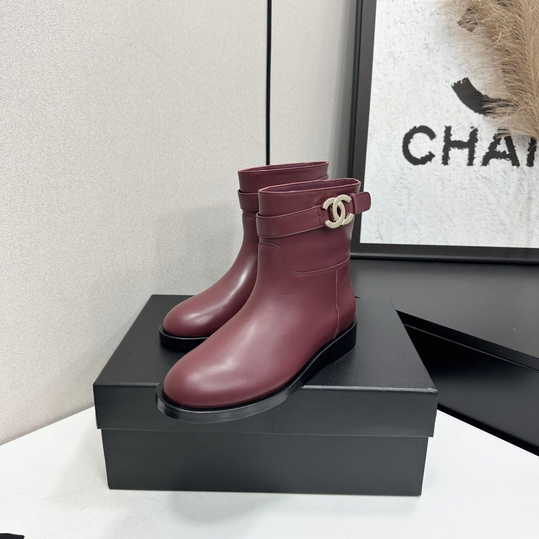 CC FW 2026 Ankle Flat Boot Burgundy Cowhide 925675