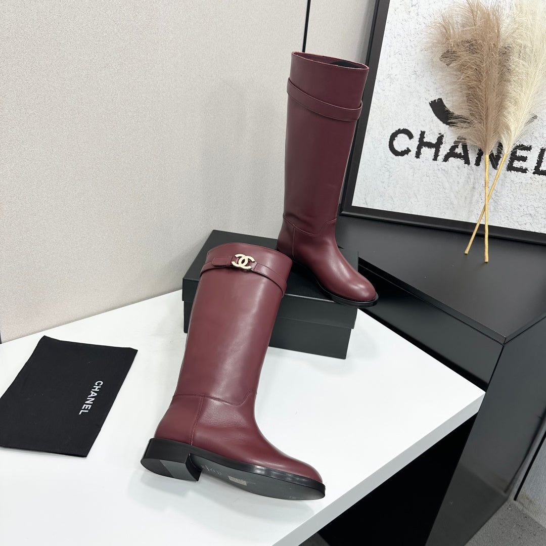 CC FW 2026 Long Flat Boot Burgundy Cowhide 925679