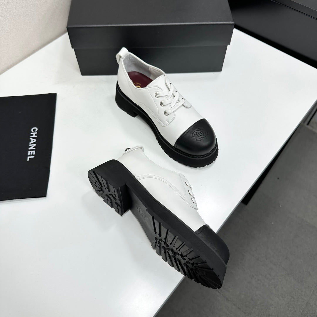 CC 26s Derby Loafer Black White Cowhide 925707