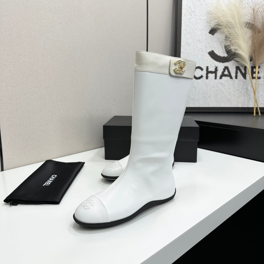 CC 26s Tall Boot Flat White Leather 145993