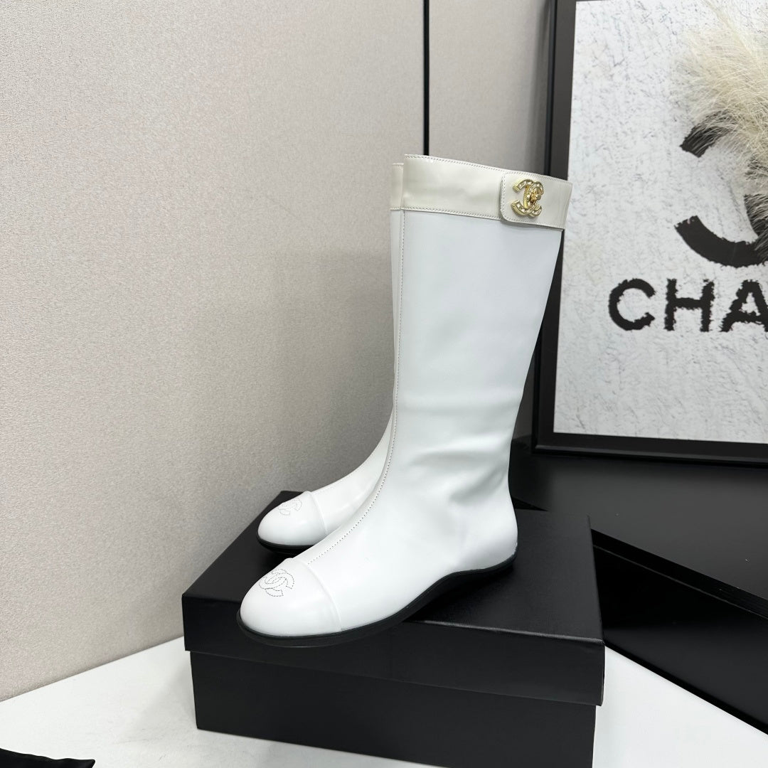 CC 26s Tall Boot Flat White Leather 145993