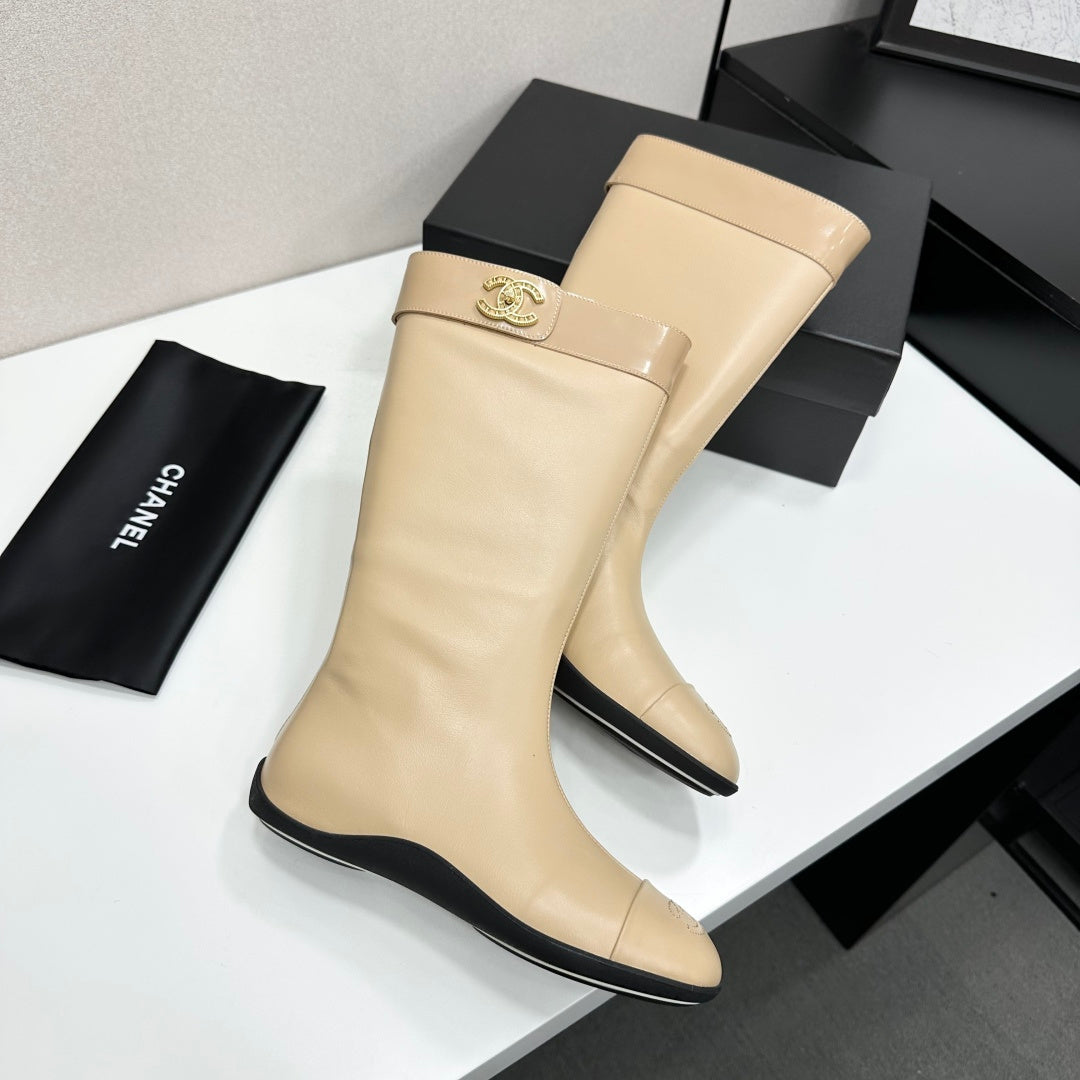 CC 26s Tall Boot Flat Beige Leather 145994