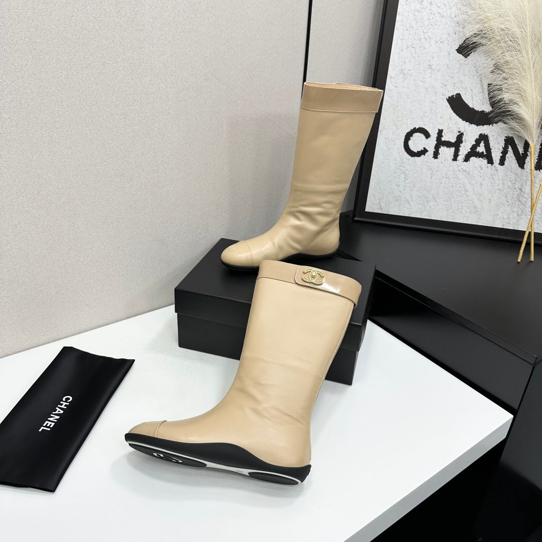 CC 26s Tall Boot Flat Beige Leather 145994