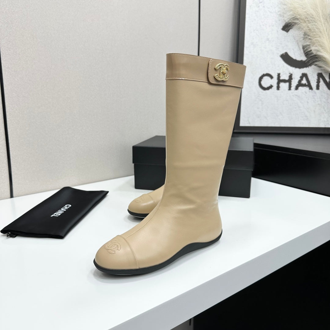 CC 26s Tall Boot Flat Beige Leather 145994