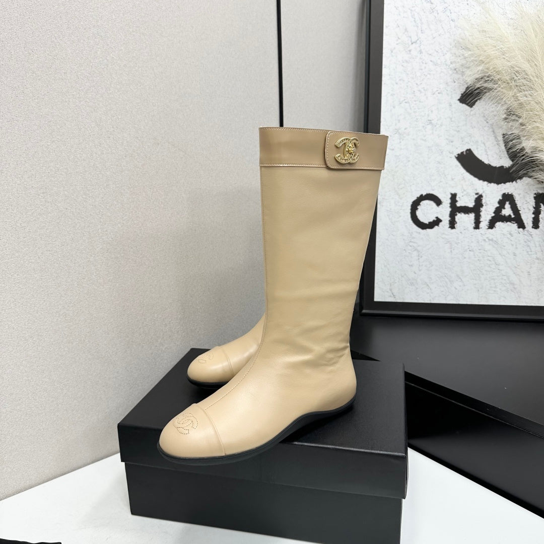 CC 26s Tall Boot Flat Beige Leather 145994