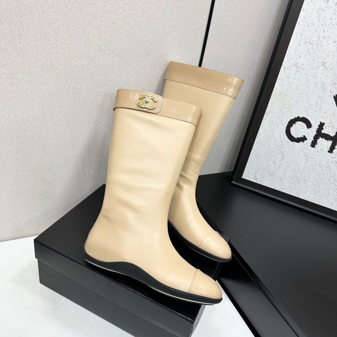 CC 26s Tall Boot Flat Beige Leather 145994