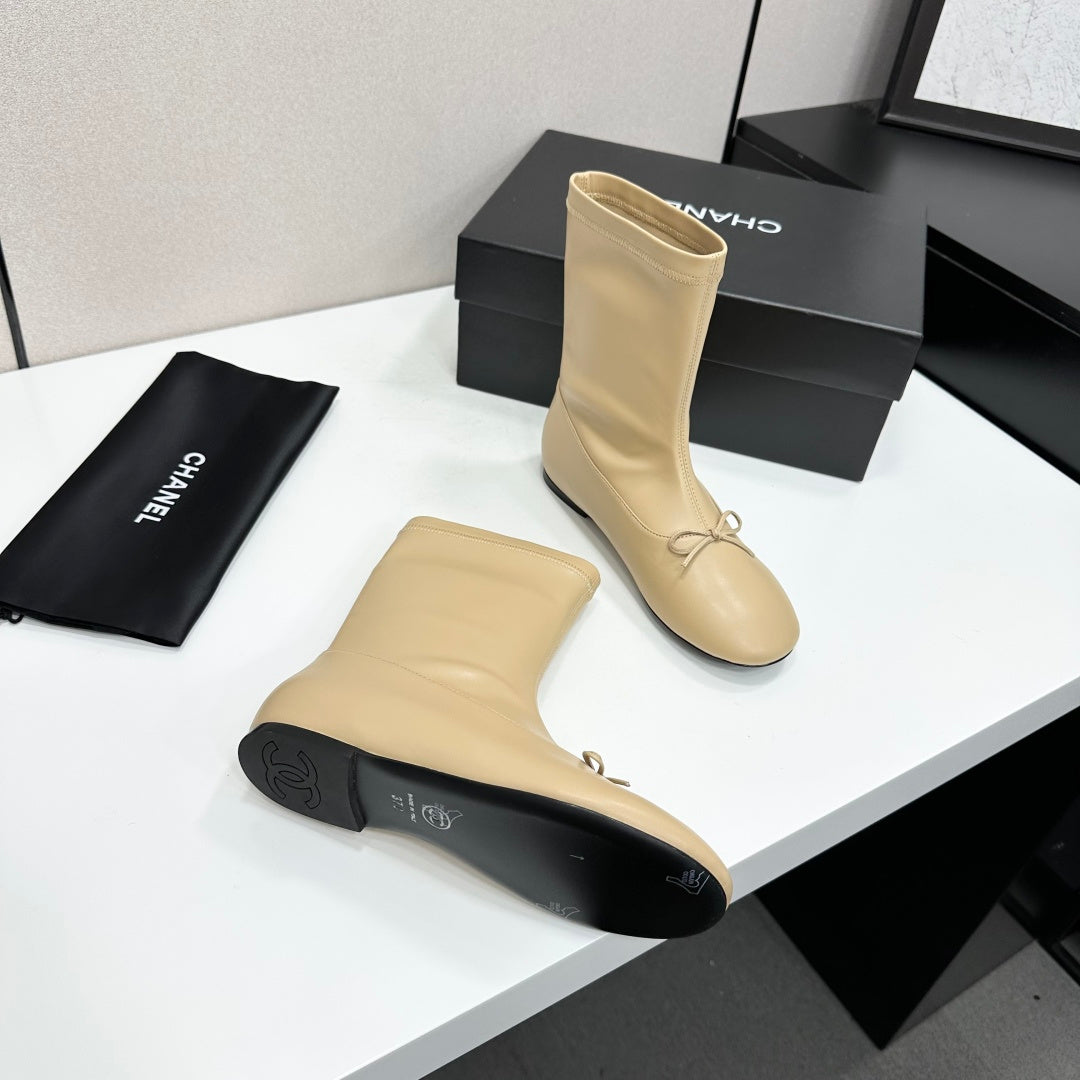 CC 26s Ballet Boot Flat Beige Leather 145997