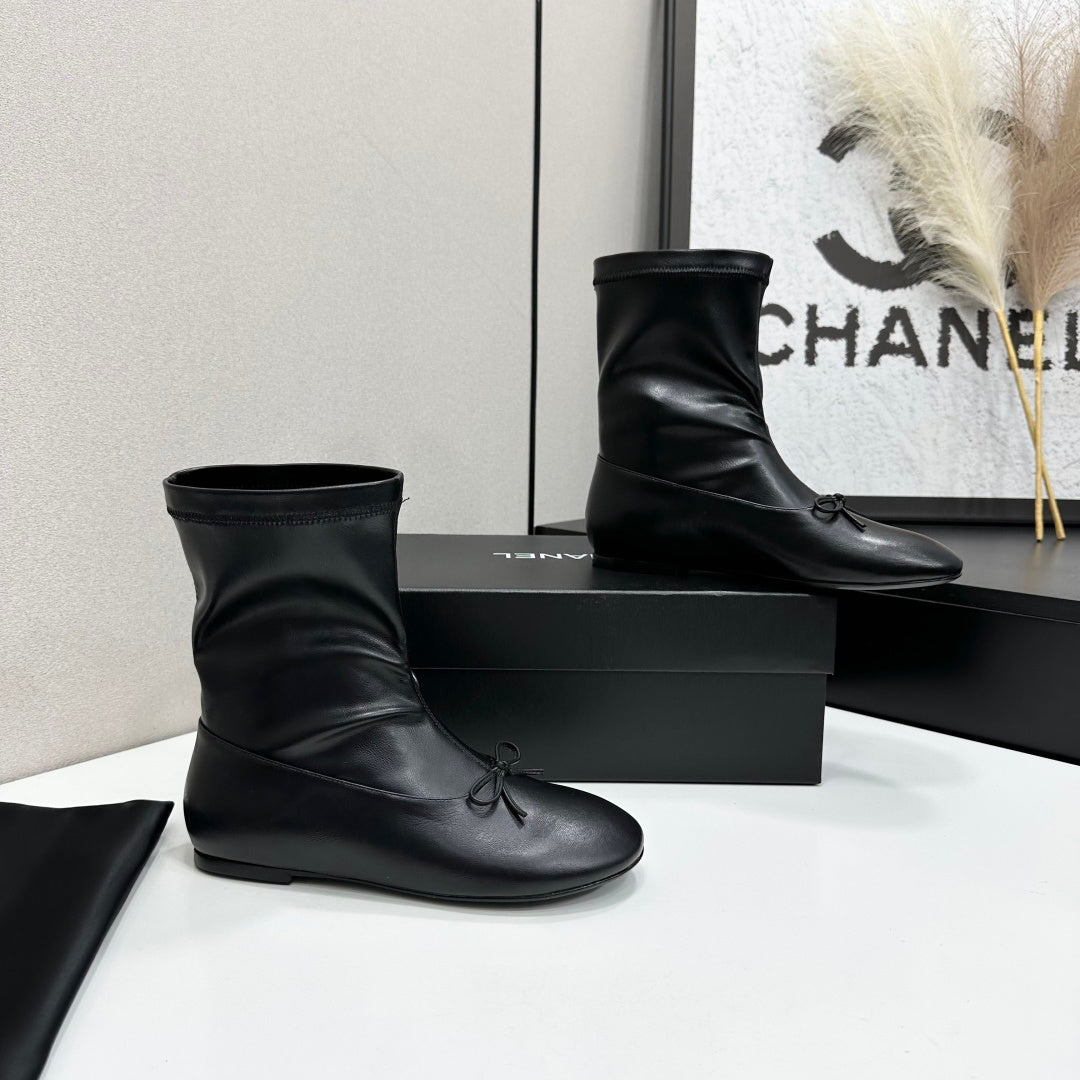 CC 26s Ballet Boot Flat Black Leather 145998