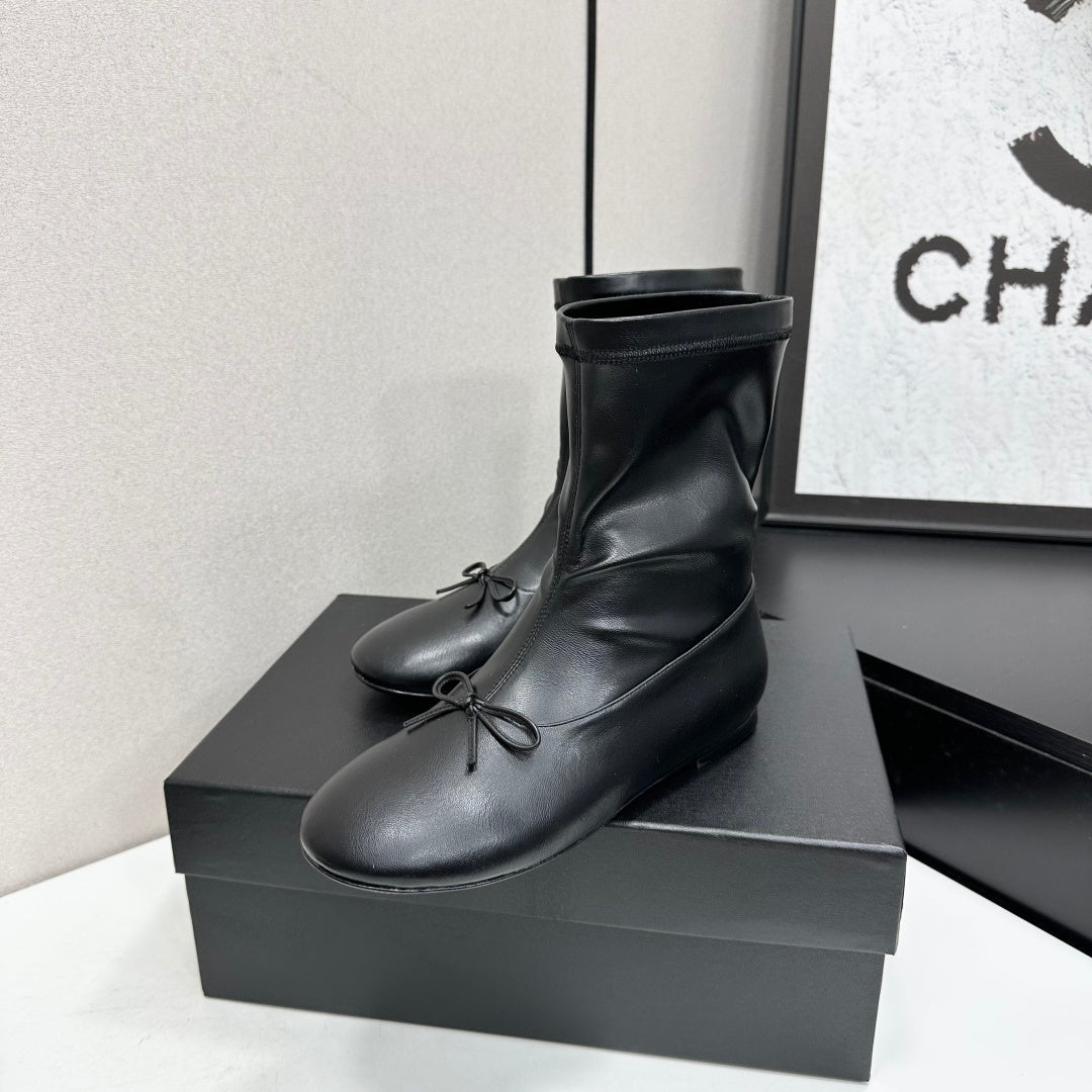 CC 26s Ballet Boot Flat Black Leather 145998