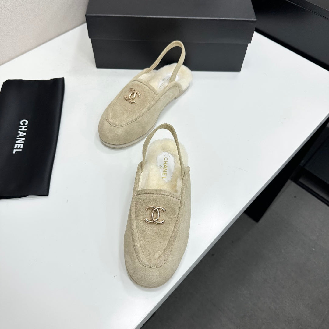 CC 26S Slingback Mules Light Beige Shearling Suede 147329