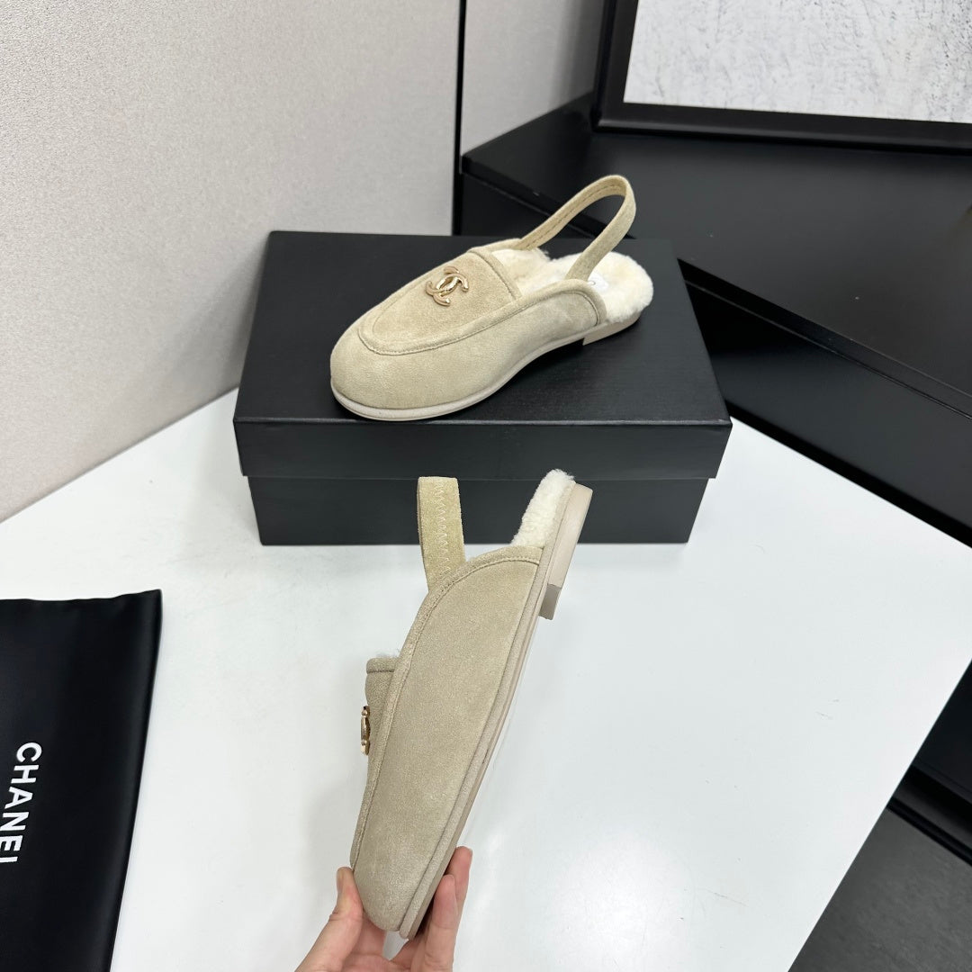 CC 26S Slingback Mules Light Beige Shearling Suede 147329