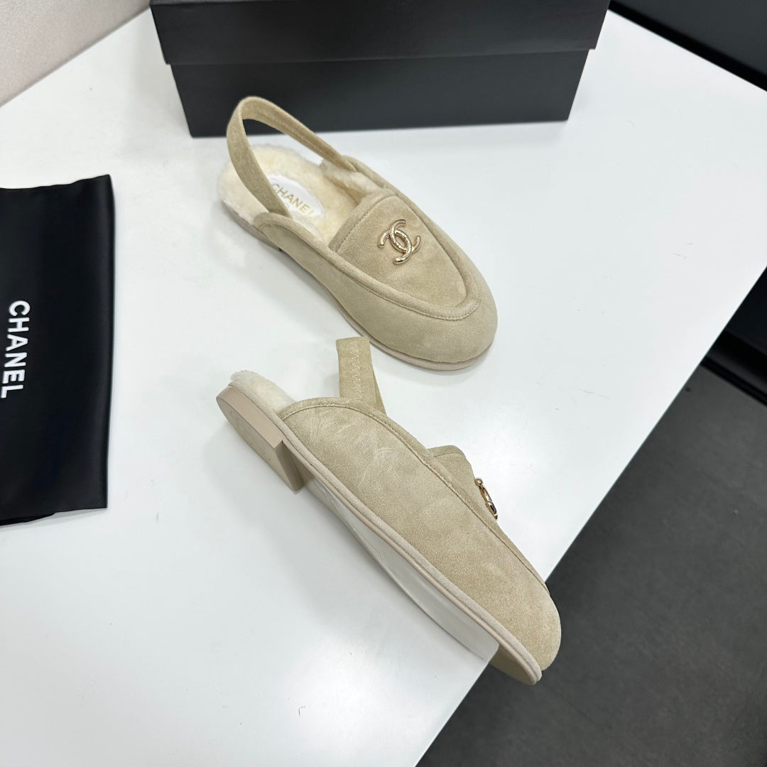 CC 26S Slingback Mules Light Beige Shearling Suede 147329