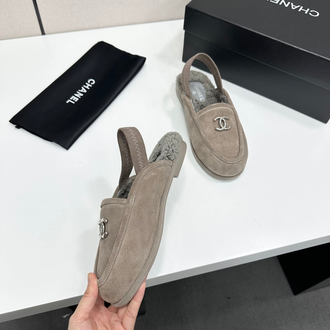 CC 26S Slingback Mules Khaki Shearling Suede 147328