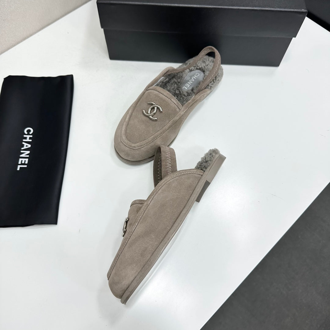 CC 26S Slingback Mules Khaki Shearling Suede 147328