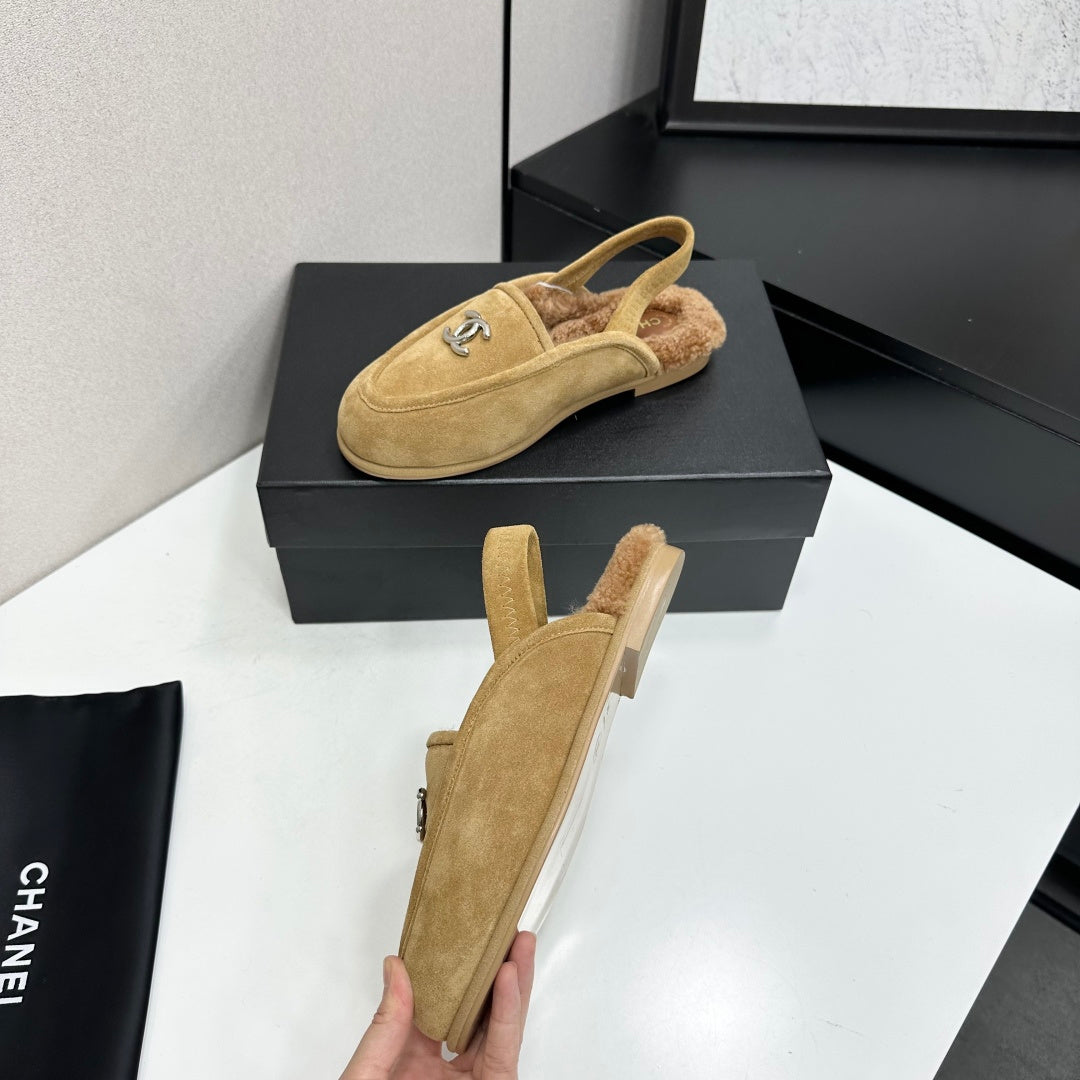 CC 26S Slingback Mules Beige Shearling Suede 147325