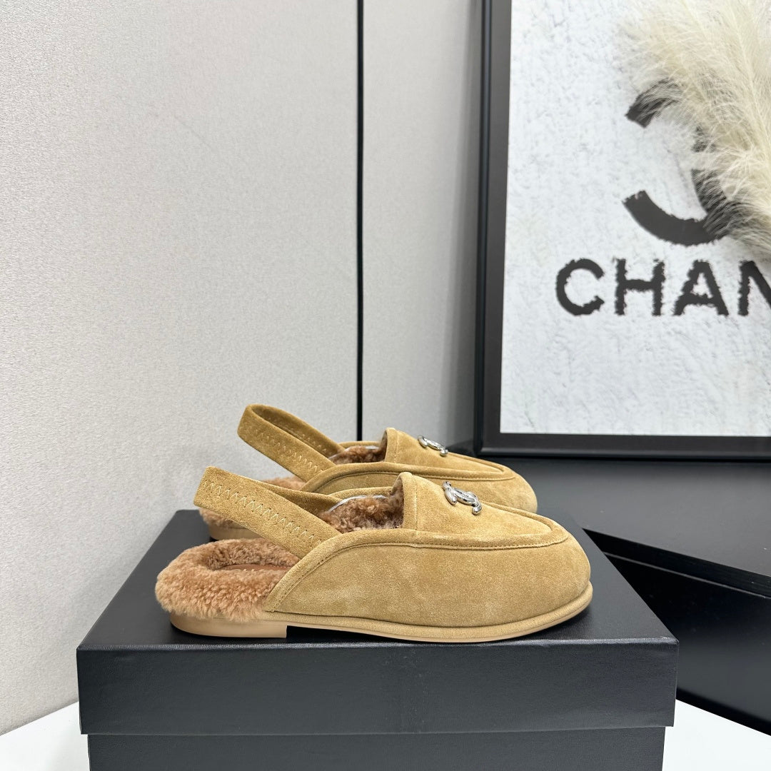 CC 26S Slingback Mules Beige Shearling Suede 147325