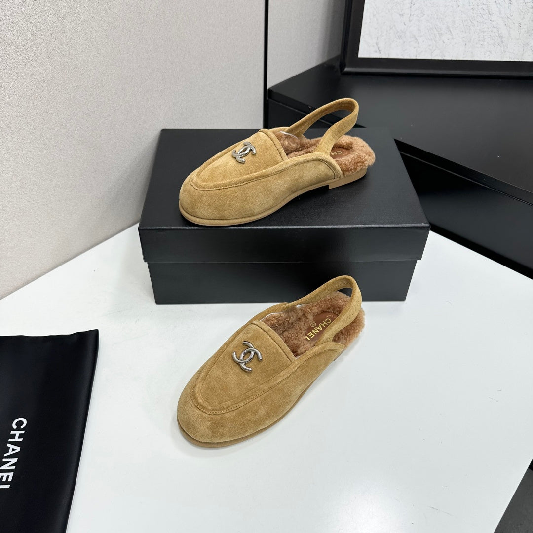 CC 26S Slingback Mules Beige Shearling Suede 147325