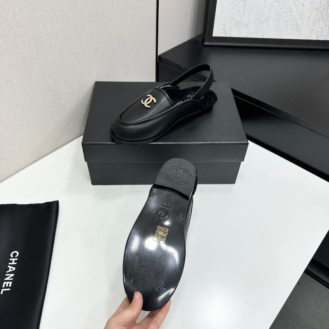 CC 26S Slingback Mules Black Shearling Leather 147322