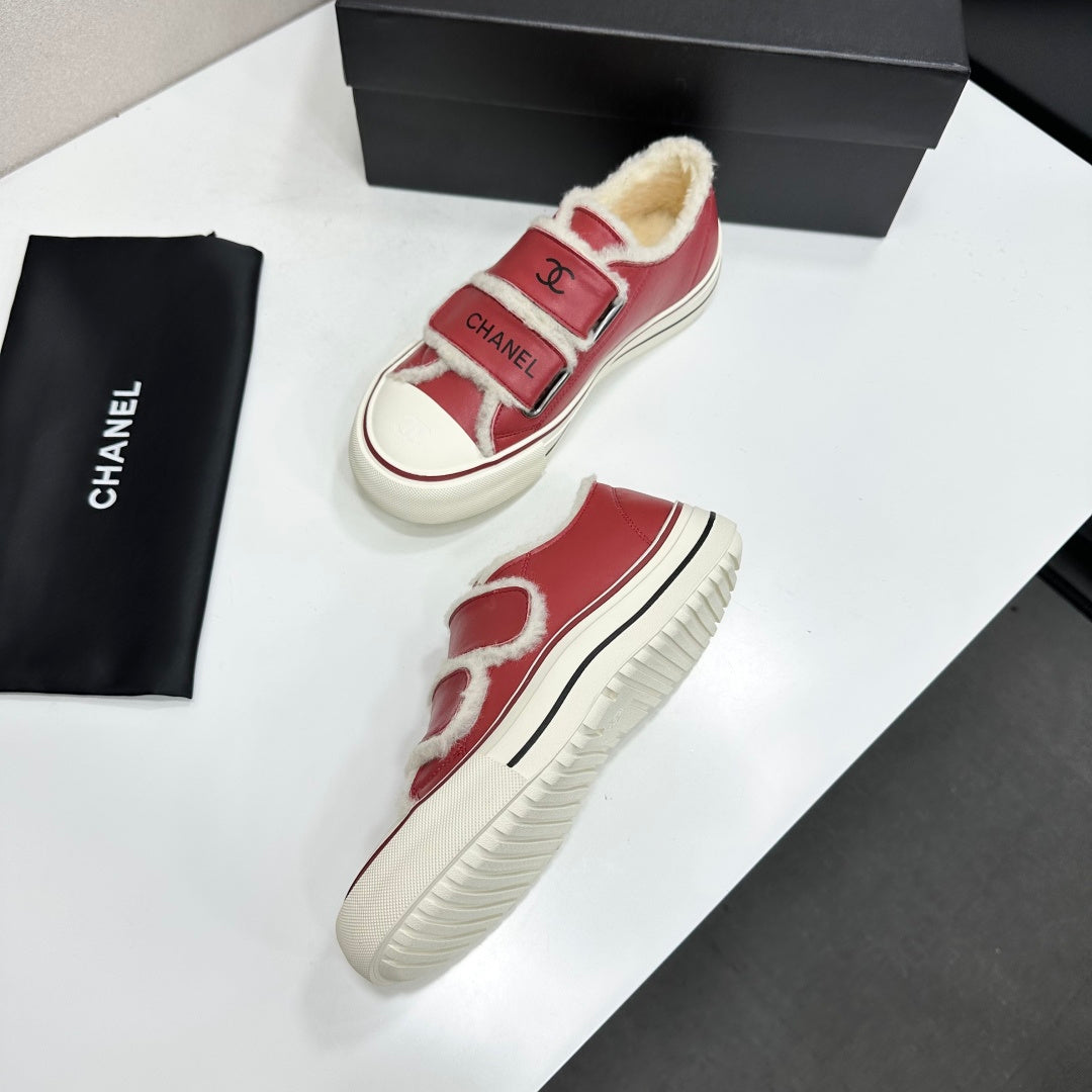 CC 26s Shearling Velcro Low Top Sneakers Red White Leather 145654