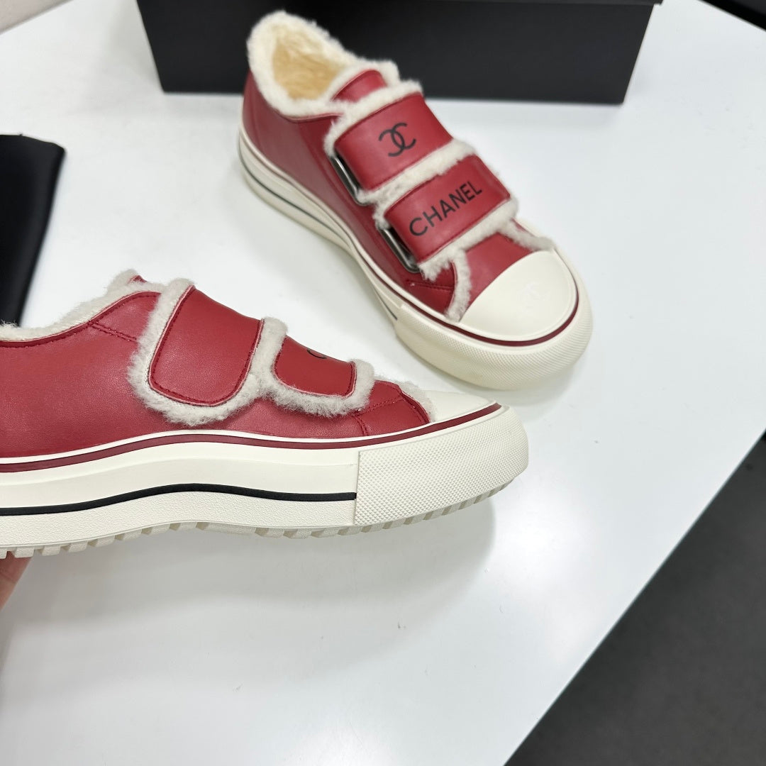 CC 26s Shearling Velcro Low Top Sneakers Red White Leather 145654