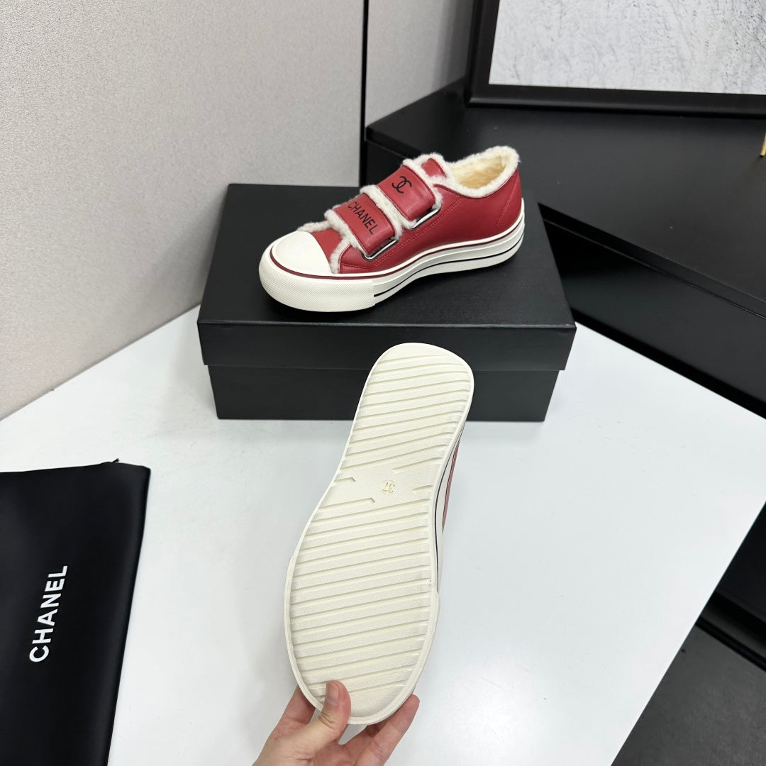 CC 26s Shearling Velcro Low Top Sneakers Red White Leather 145654
